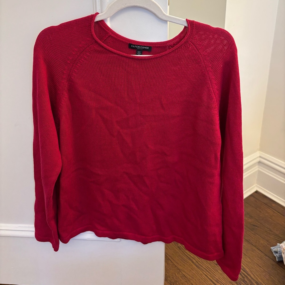 Eileen Fisher Lightweight‎ Crewneck Sweater in Raspberry